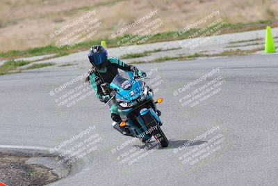 media/Mar-05-2023-TrackXperience (Sun) [[a95d40e56a]]/Group 2/session 2 turn 4/